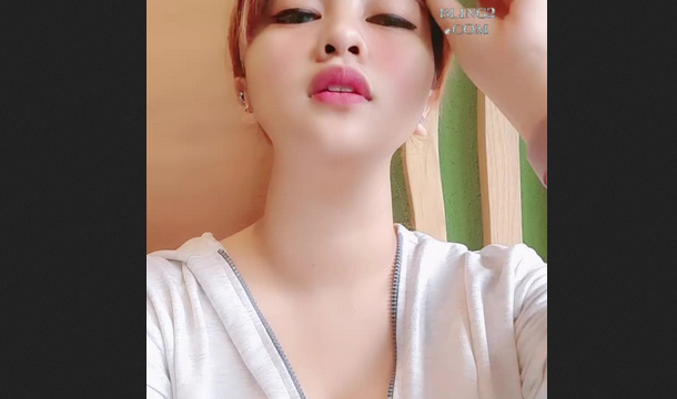 Abg Cakep Live Sambil Colmek Diatas Closet